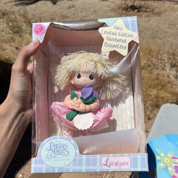 Precious Moment Dolls - Picture 2 of 4